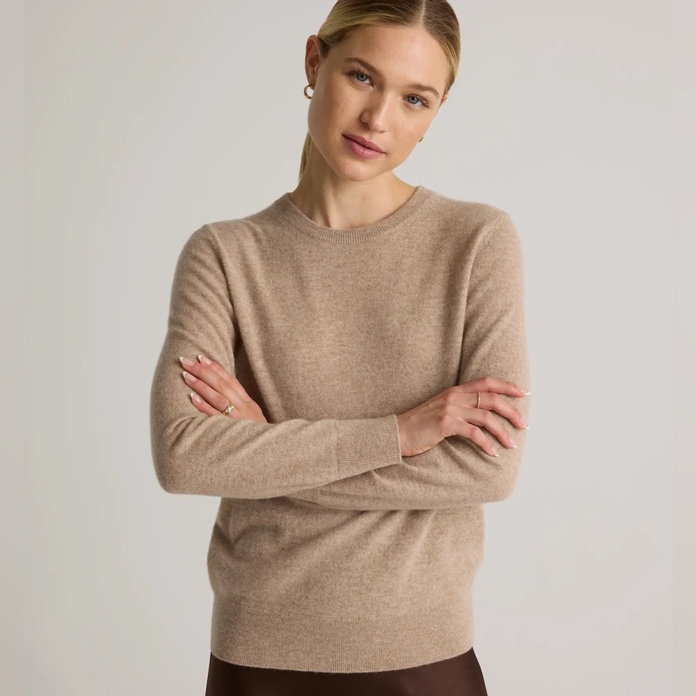 Quince 100% Grade A Mongolian Cashmere Crewneck Sweater